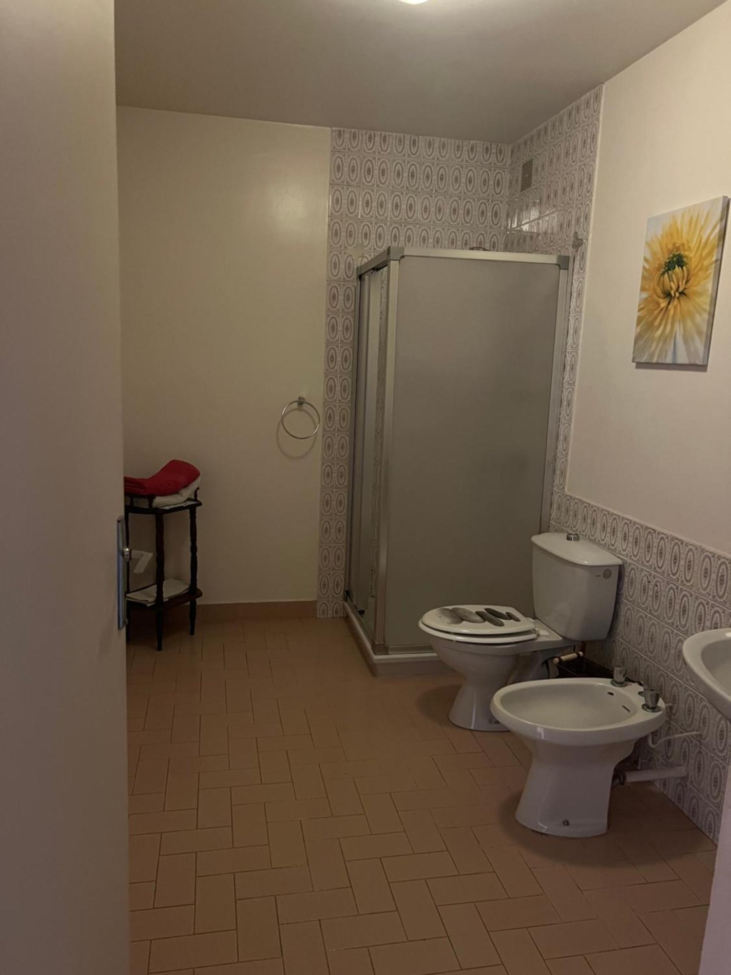 Aparthotel Le Beffroi Tournon-dʼAgenais Exterior foto